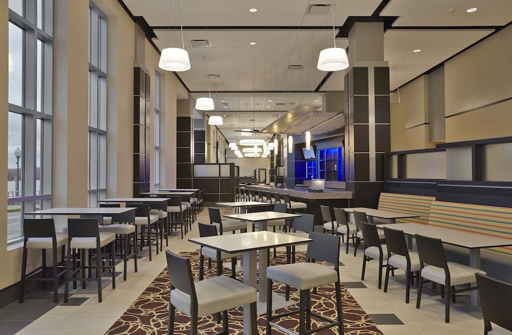 Doubletree By Hilton Lawrenceburg Hotel Eksteriør billede