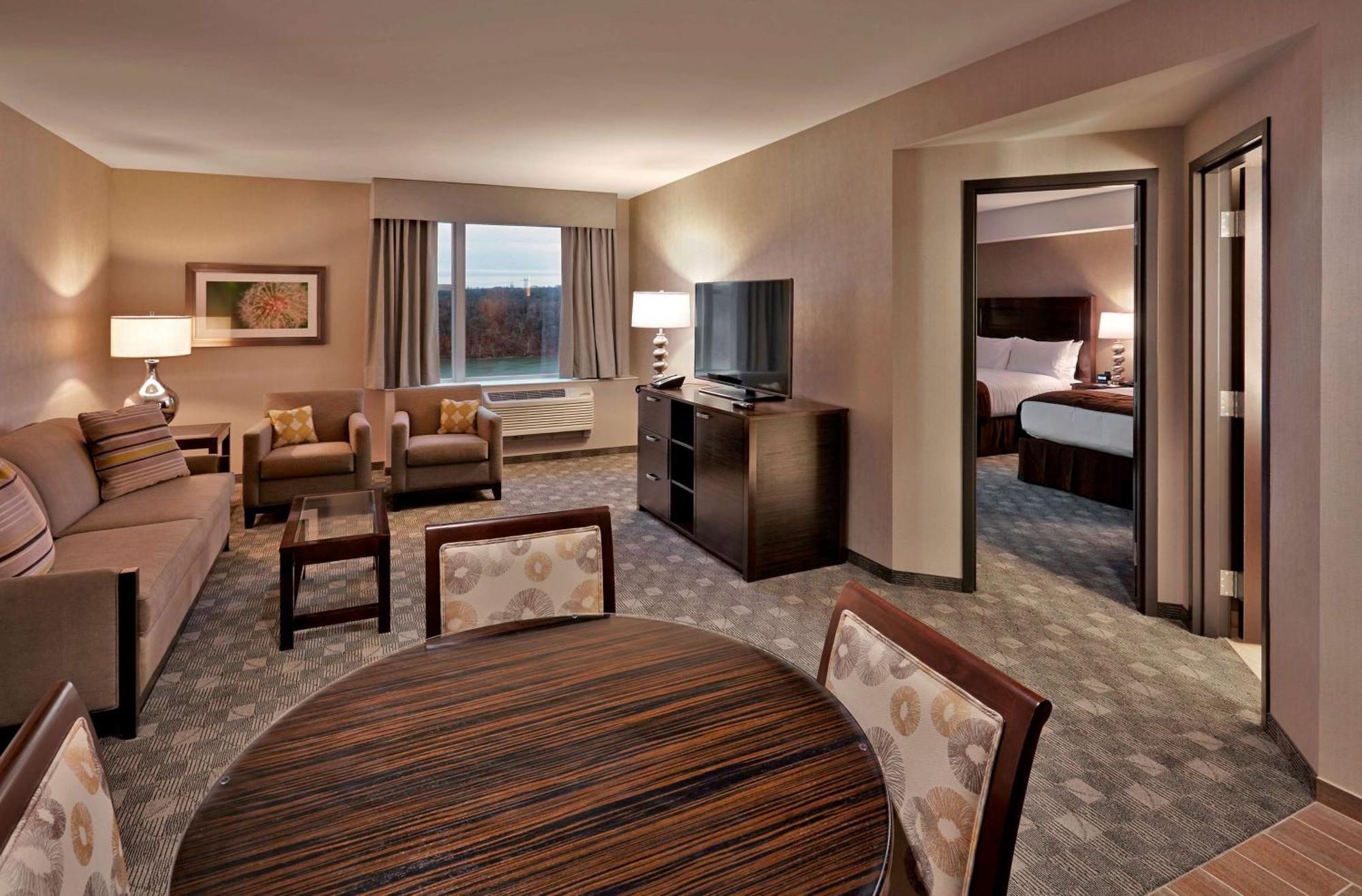Doubletree By Hilton Lawrenceburg Hotel Eksteriør billede